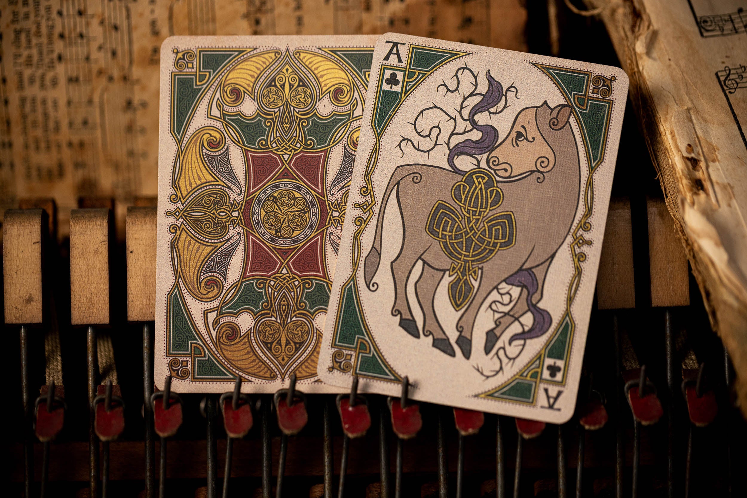 Noel Standard Luxury Playing Cards